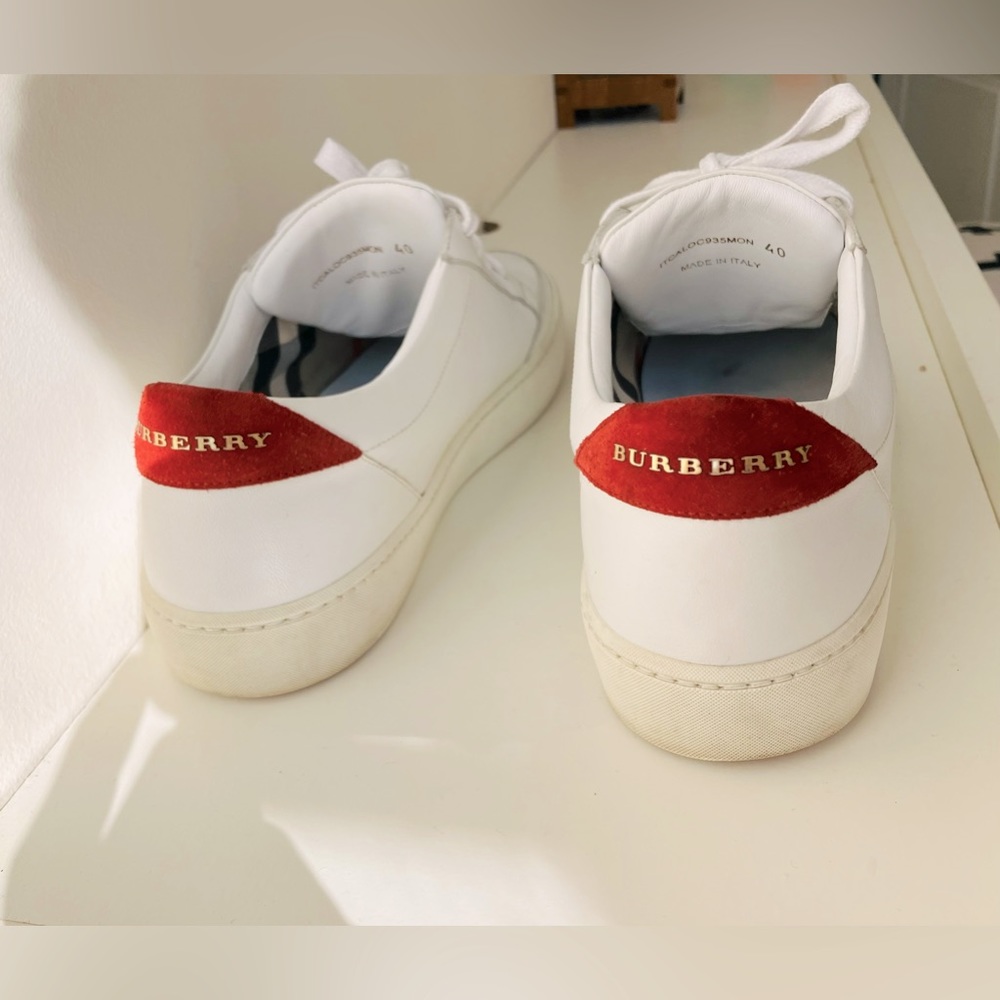 Burberry White Leather Sneakers with Red Detailing